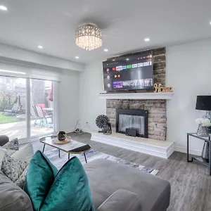  Villa Luxury 5br In Scarborough Canada